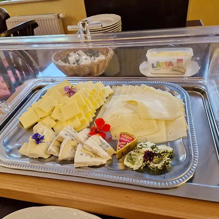 Anna 招待所 巴特尚道